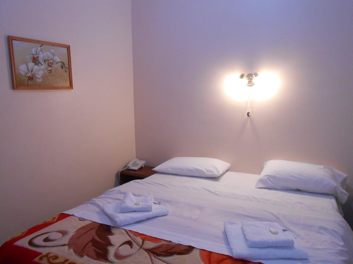Hotel Florencia Termas de Rio Hondo Ngoại thất bức ảnh
